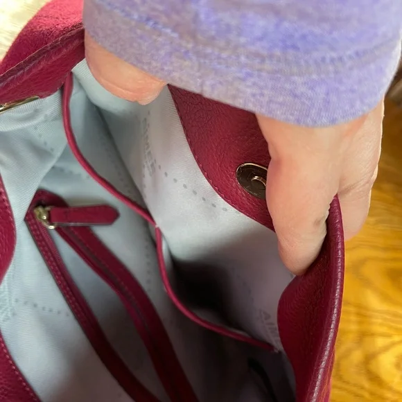 Aimee Kestenberg Raspberry/Red Shoulder Bag - NWOT - Picture 15 of 16